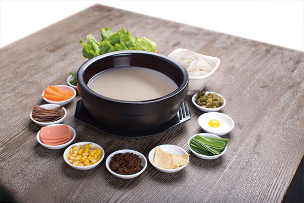 正宗云南過橋米線