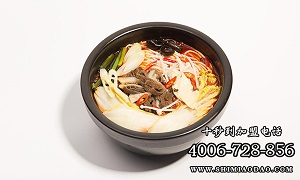 如何選擇加盟米線店？米線加盟網推十秒到云南過橋米線