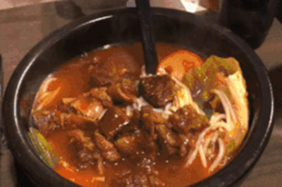 過橋米線加盟店吸引消費(fèi)者入店的妙招