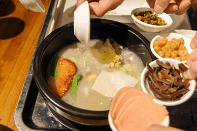 過(guò)橋米線(xiàn)加盟店