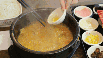 夏天的美食，十秒到過(guò)橋米線