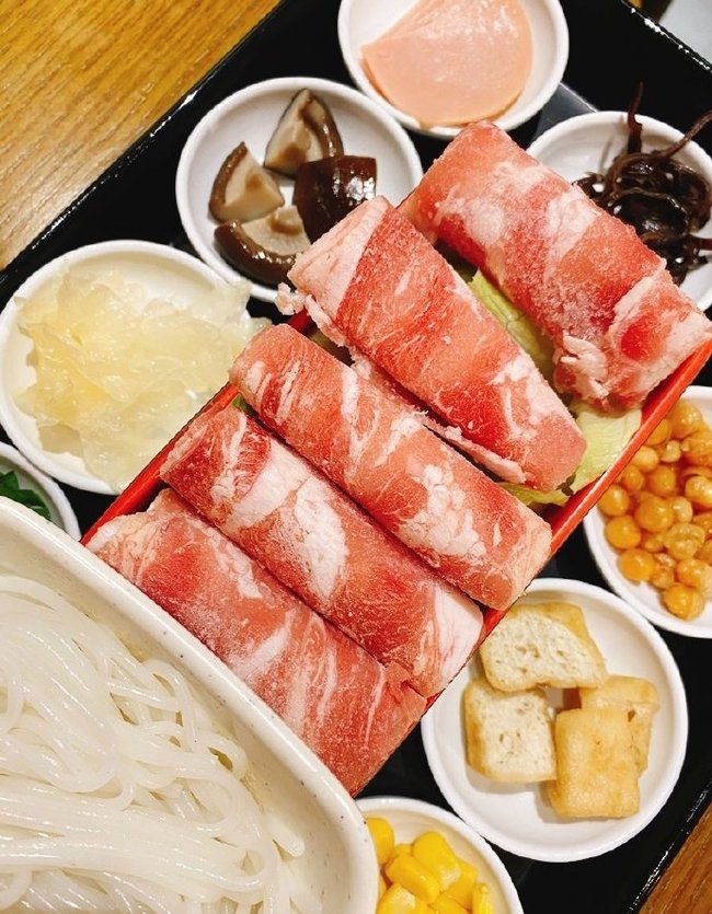 十秒到云南特色過橋米線加盟店在裝修上有哪些講究？